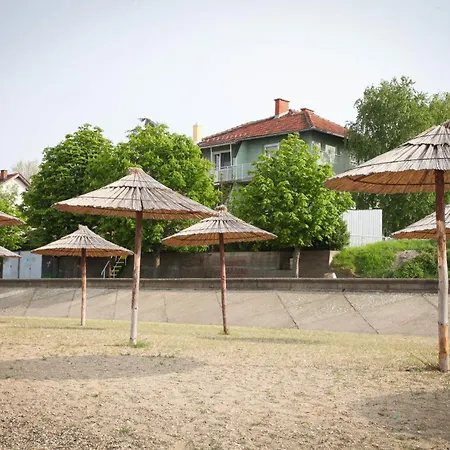 Popovic Plaza Guest house *