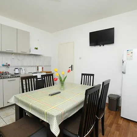 Popovic Plaza Guest house *